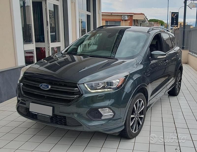 Verde Usata 2018 Ford Kuga ST SUV | 15.500 € (Buon prezzo) - Immagine 1/4