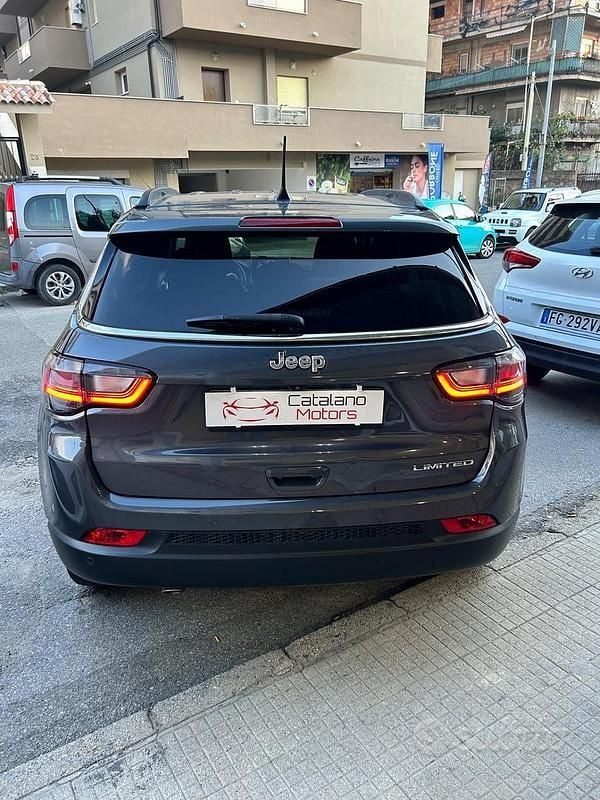 Usata Jeep Compass 131 CV (96 kW) 2021 Grigio SUV