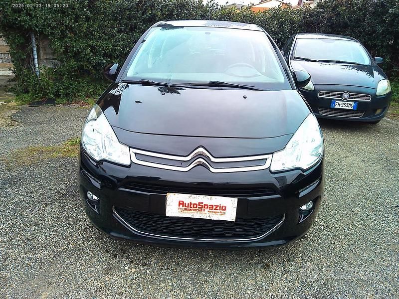 Usata Citroën C3 SELECTION 68 CV (50 kW) 2015 Nero Berlina