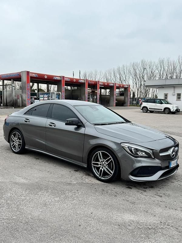 Usata Mercedes CLA200 Premium 136 CV (100 kW) 2018 Grigio Berlina