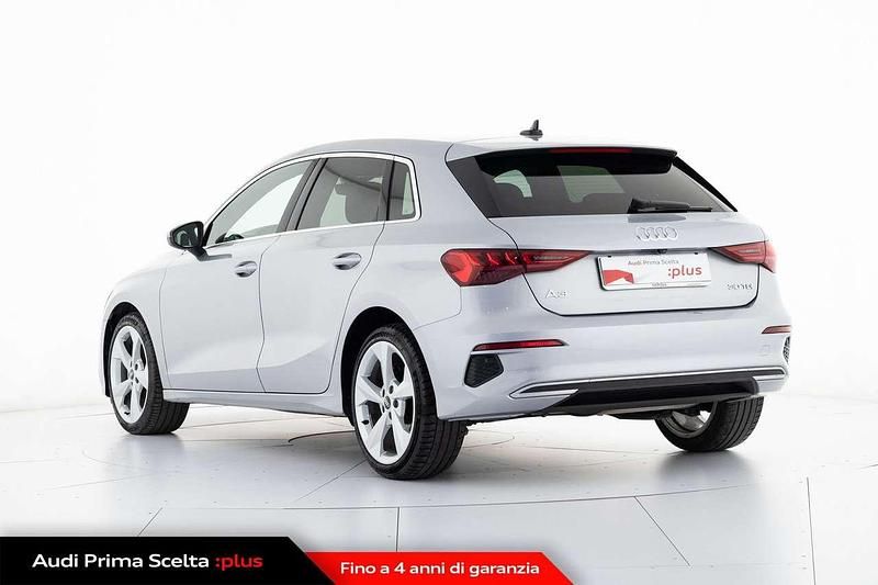 Usata Audi A3 Sportback Advanced 116 CV (85 kW) 2022 Argento Utilitaria