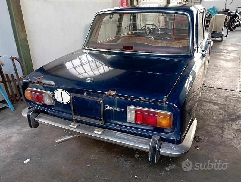 Usata Alfa Romeo 1750 1960 Blu Berlina