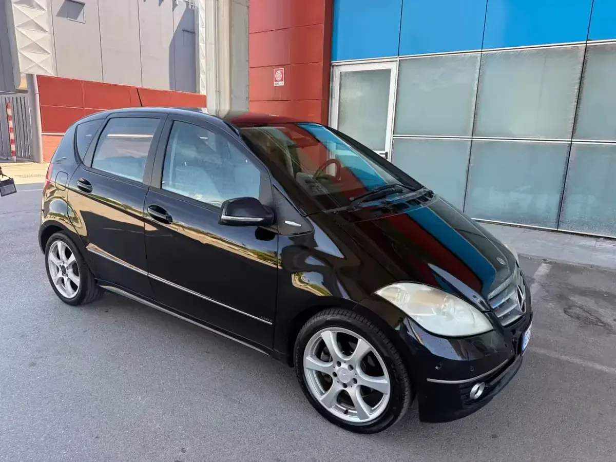 Usata Mercedes A200 Style 140 CV (102 kW) 2010 Nero Coupé