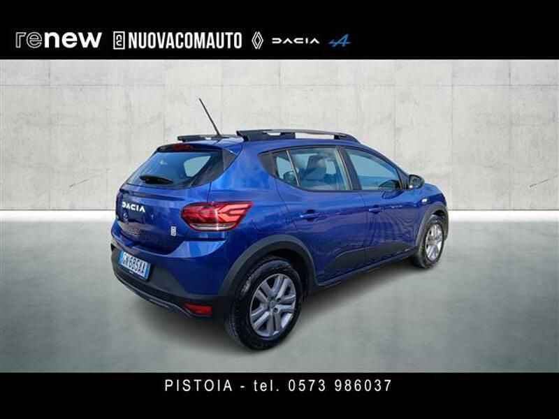 Usata Dacia Sandero Comfort 90 CV (66 kW) 2023 Blu scuro Utilitaria
