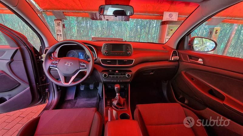 Usata Hyundai Tucson 132 CV (97 kW) 2020 Grigio SUV