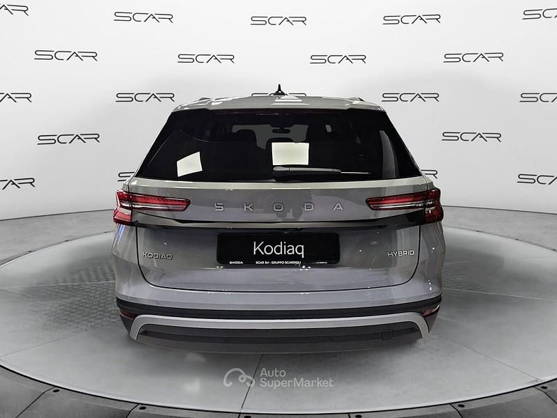 Nuova Skoda Kodiaq Executive 150 CV (110 kW) 2026 Grigio scuro SUV