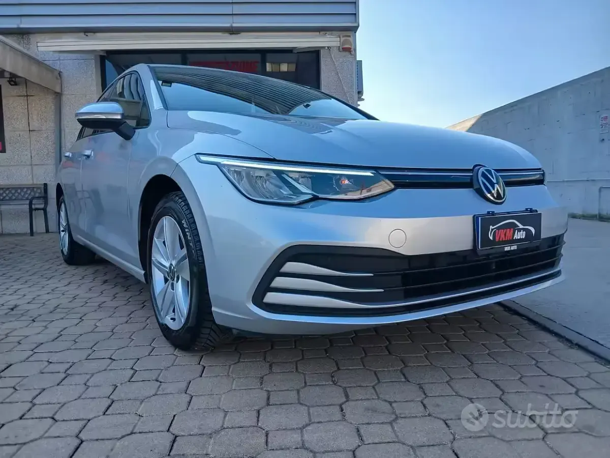 Usata VW Golf VIII 116 CV (85 kW) 2022 Grigio Berlina