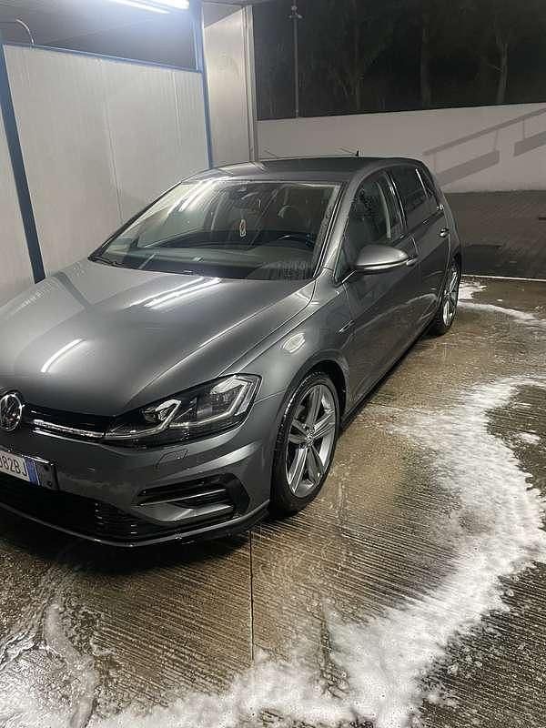 Usata 2019 VW Golf VII Sportline Tre volumi | 19.000 € (Buon prezzo) - Immagine 1/4