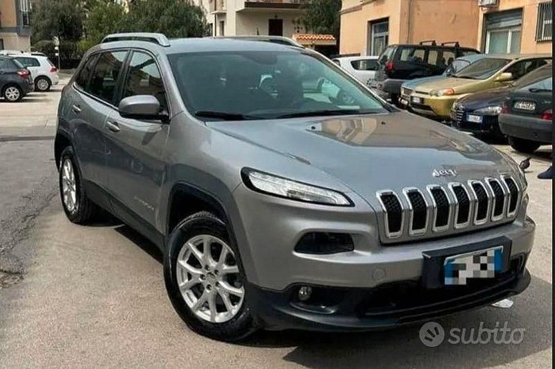 Usata Jeep Cherokee Limited 170 CV (125 kW) 2015 Grigio SUV