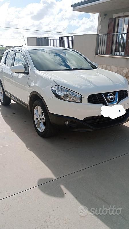 Usata 2013 Nissan Qashqai SUV | 5500 € (Cara) - Immagine 1/4