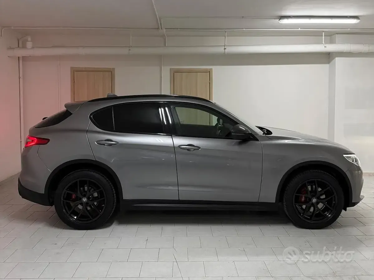 Usata Alfa Romeo Stelvio Tech Edition 190 CV (139 kW) 2019 Grigio SUV