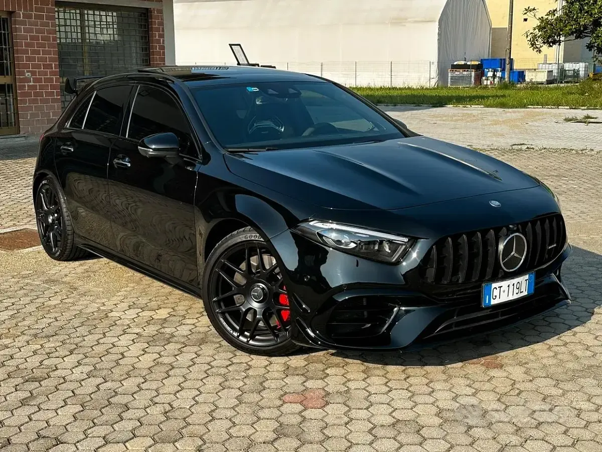 Usata Mercedes A45 AMG AMG 421 CV (309 kW) 2024 Nero Utilitaria