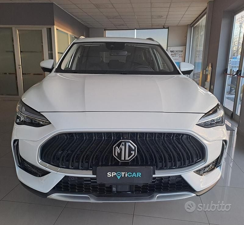 Usata MG HS Luxury 161 CV (118 kW) 2023 Bianco SUV