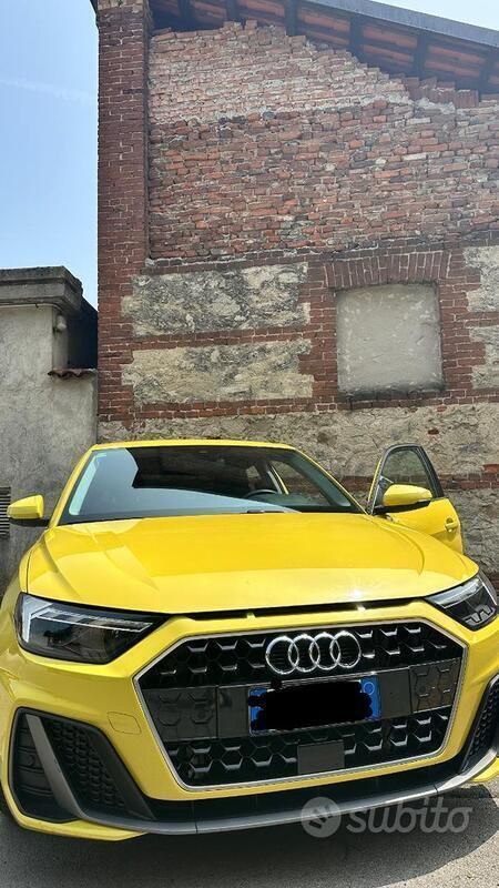 Usata Audi A1 Comfort 125 CV (91 kW) 2023 Giallo Utilitaria