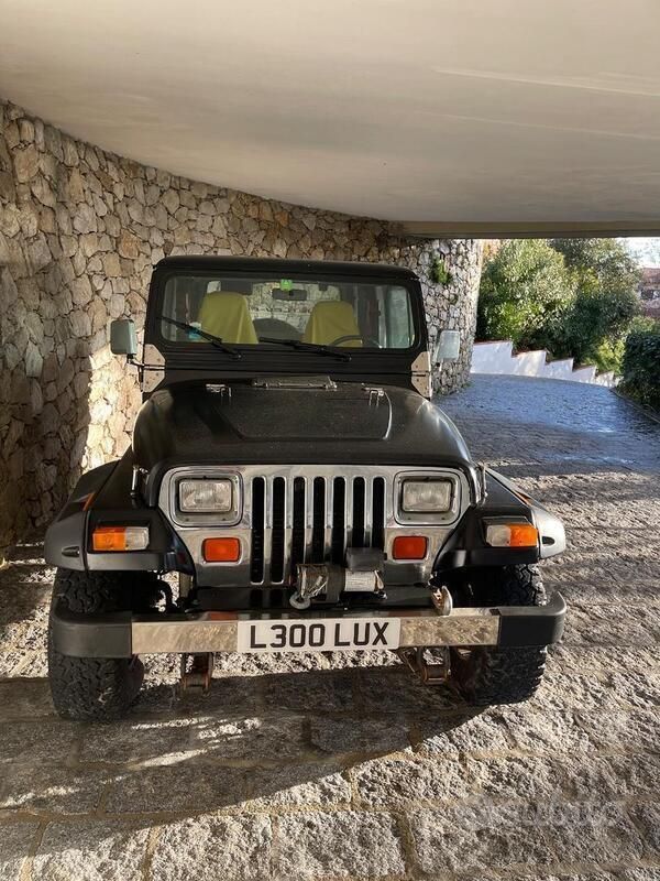 Usata Jeep Wrangler 177 CV (130 kW) 1998 Nero SUV
