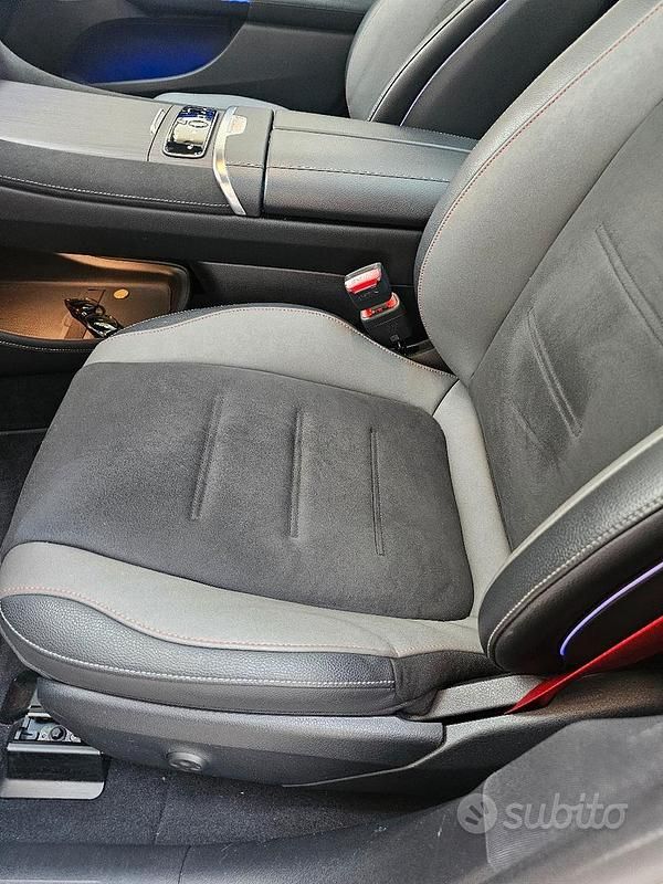 Usata Mercedes EQE300 Premium Plus 108 kW (148 CV) 2023 Nero Berlina