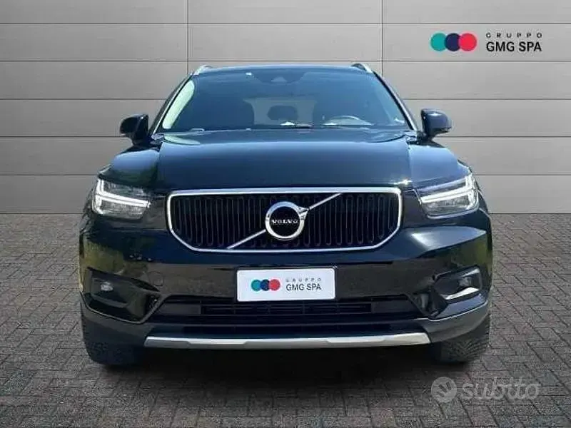 Usata Volvo XC40 Business Edition 163 CV (119 kW) 2020 Nero SUV