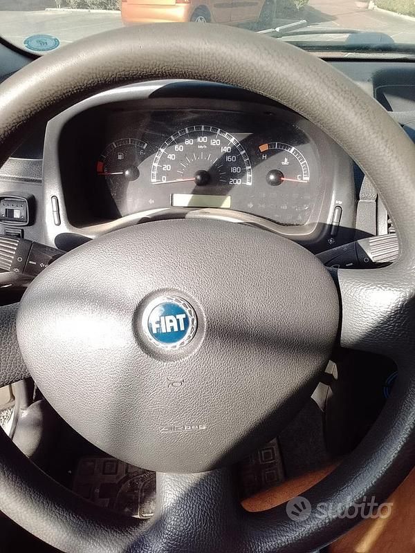 Usata Fiat Punto 2006 Grigio Utilitaria