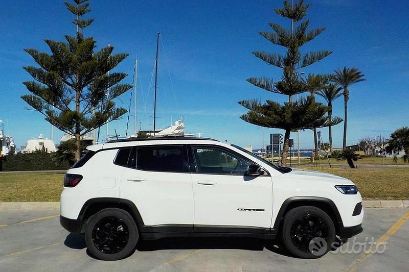 Usata Jeep Compass Night Eagle 131 CV (96 kW) 2023 Bianco SUV