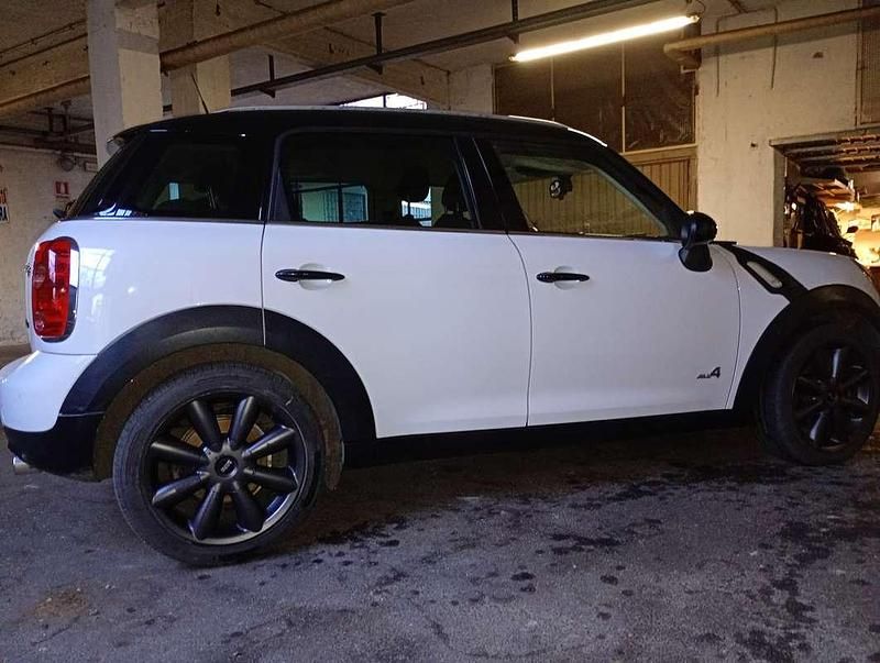 Usata Mini Cooper D Countryman 111 CV (81 kW) 2011 Bianco SUV