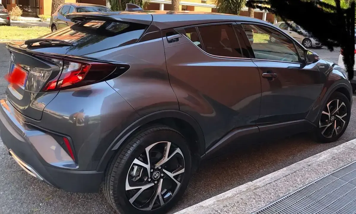 Usata Toyota C-HR Business Edition 152 CV (111 kW) 2021 Grigio SUV
