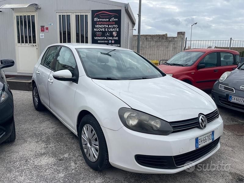 Usata VW Golf VI United 80 CV (58 kW) 2011 Bianco Utilitaria