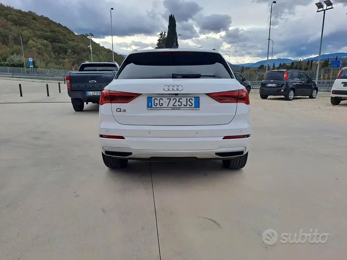 Usata Audi Q3 Advanced 150 CV (110 kW) 2021 Bianco SUV