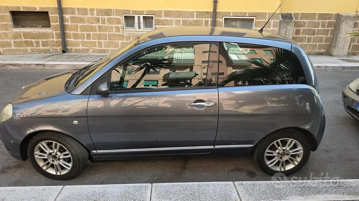 Usata Lancia Ypsilon 75 CV (55 kW) 2009 Utilitaria