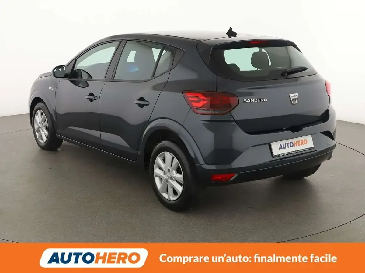Usata Dacia Sandero Comfort 67 CV (49 kW) 2021 Grigio Utilitaria