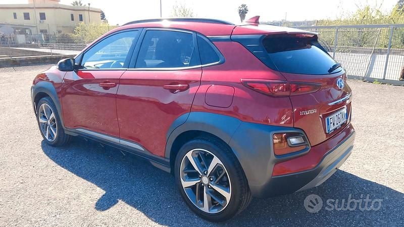 Usata Hyundai Kona 116 CV (85 kW) 2019 Rosso SUV