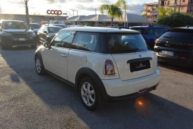 Usata Mini ONE 75 CV (55 kW) 2009 Beige Utilitaria