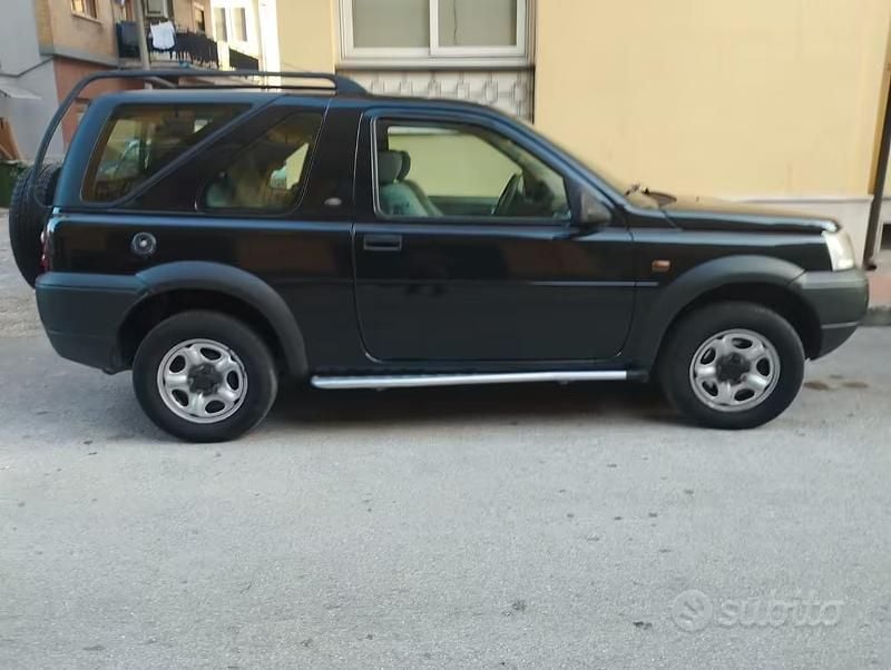 Usata Land Rover Freelander 111 CV (81 kW) 2002 Nero SUV