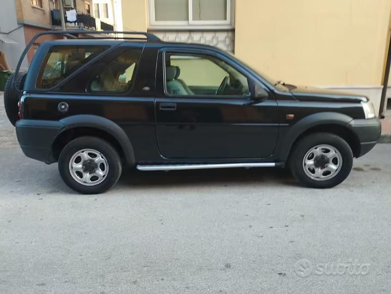 Usata Land Rover Freelander 2002 Nero SUV