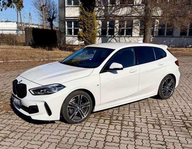 Usata BMW 118 M Sport 150 CV (110 kW) 2021 Bianco Utilitaria