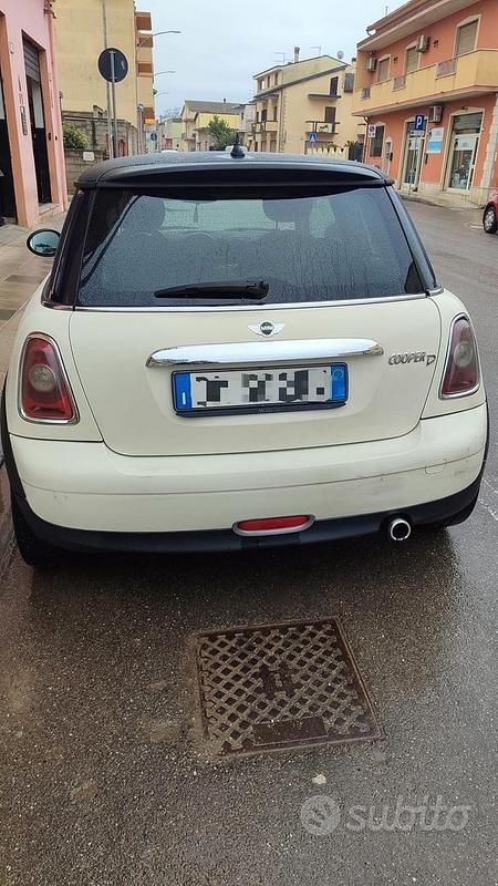 Usata Mini Cooper 109 CV (80 kW) 2008 Bianco Utilitaria