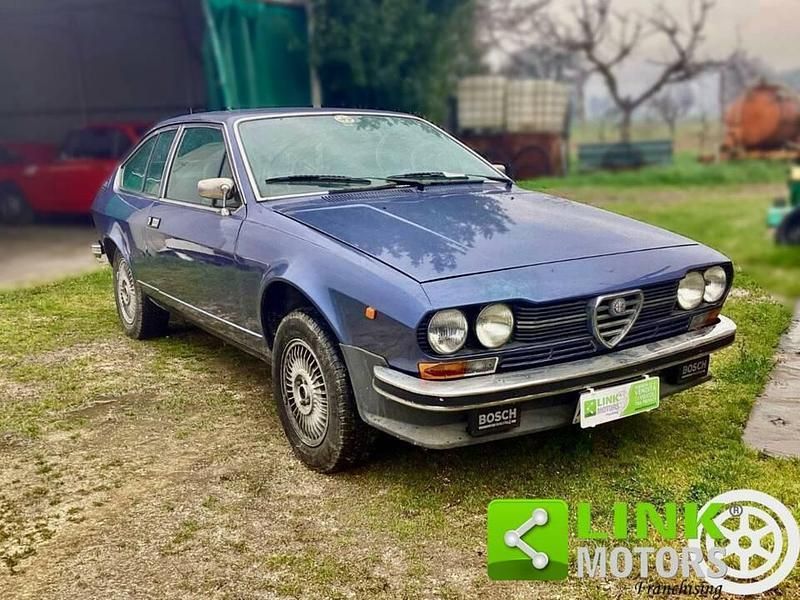 Blu/azzurro(met.) Usata 1977 Alfa Romeo Alfetta GT/GTV Coupé | 10.900 € - Immagine 1/4