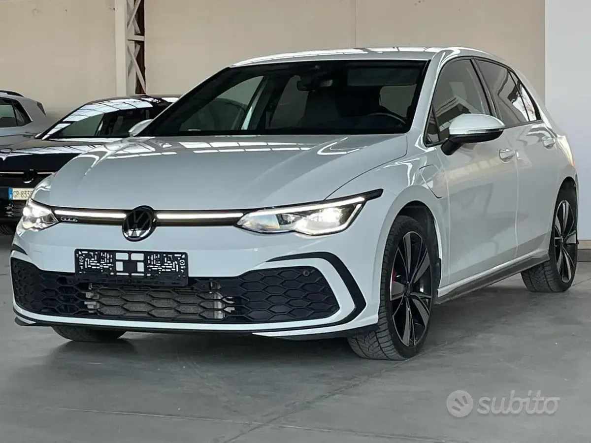 Usata VW Golf VIII GTE 150 CV (110 kW) 2021 Bianco Berlina