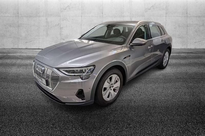Usata Audi e-tron 158 kW (215 CV) 2022 Grigio SUV