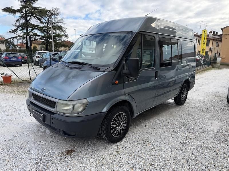 Begagnad Ford Transit 86 HK (63 kW) 2001 Blå Sedan