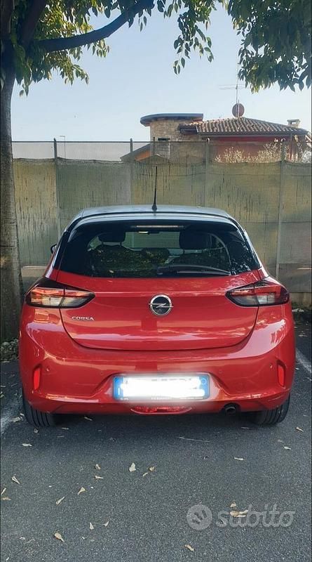 Usata Opel Corsa 75 CV (55 kW) 2021 Rosso Berlina