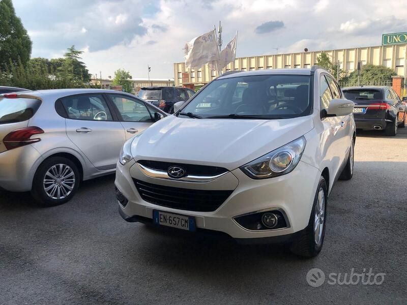Bianco Usata 2012 Hyundai ix35 Comfort SUV | 4900 € (Ottimo prezzo) - Immagine 1/4