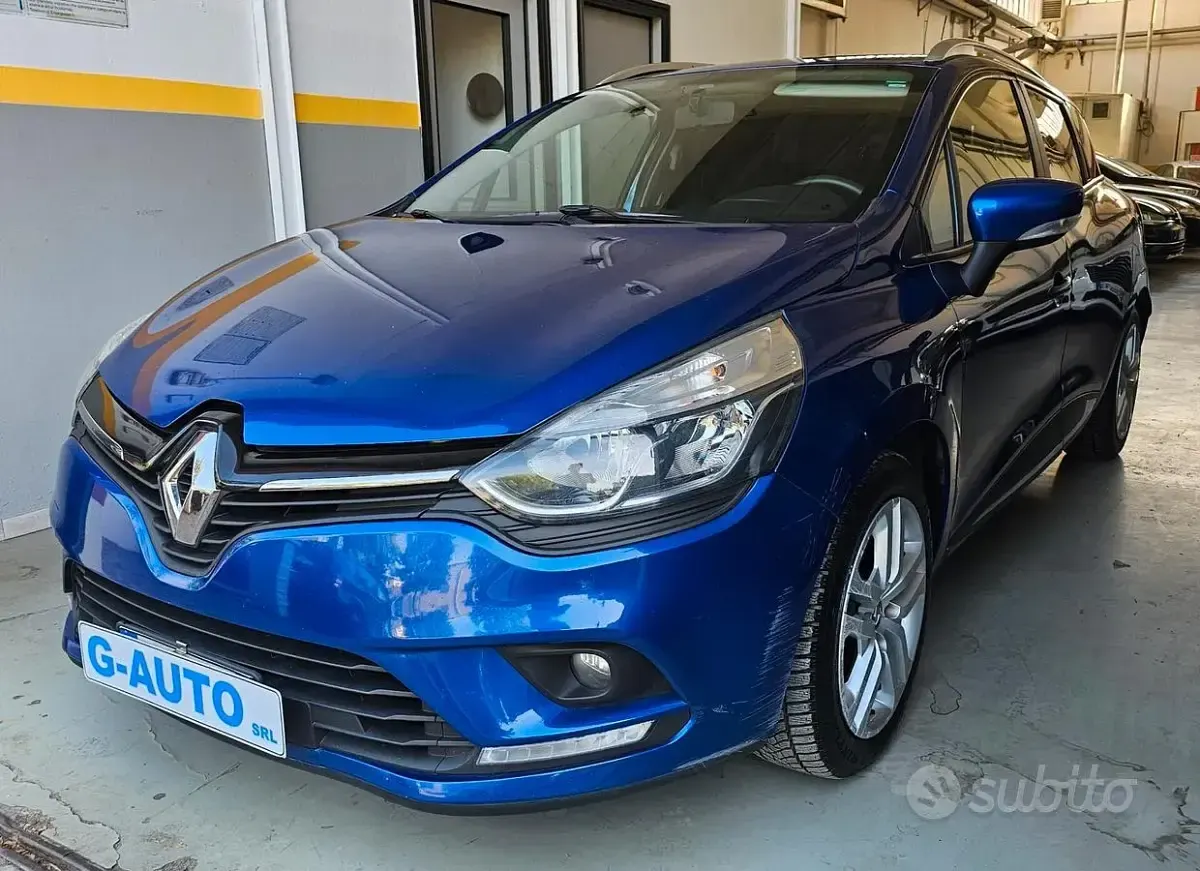 Usata Renault Clio Luxe 90 CV (66 kW) 2019 Blu/azzurro Station wagon