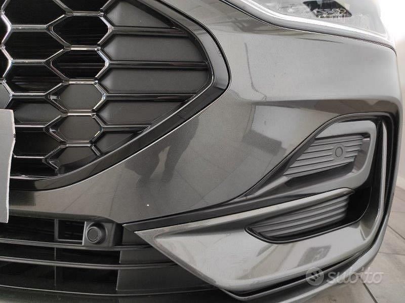 Usata Ford Focus ST-Line 116 CV (85 kW) 2025 Grigio Station wagon