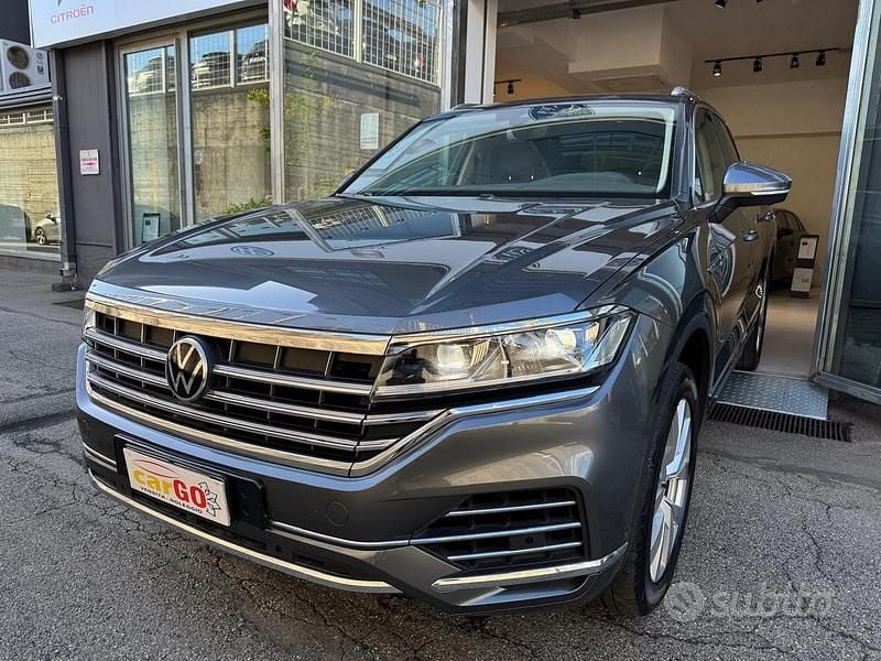 Usata VW Touareg 286 CV (210 kW) 2020 Grigio SUV