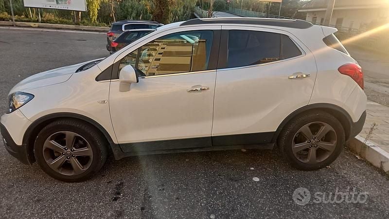 Usata Opel Mokka 130 CV (95 kW) 2013 Bianco SUV
