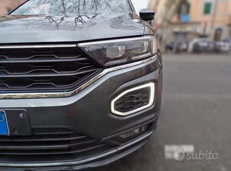 Usata VW T-Roc Advance 150 CV (110 kW) 2019 Grigio SUV
