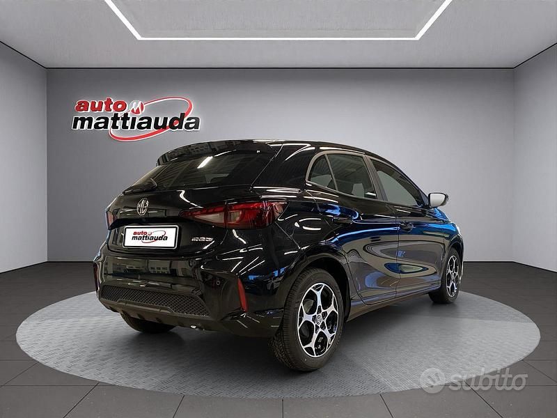 Nuevo MG MG3 Comfort 116 CV (85 kW) 2025 Negro Utilitario