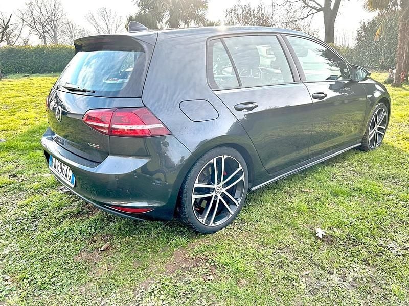 Usata VW Golf VII Sportline 184 CV (135 kW) 2016 Berlina