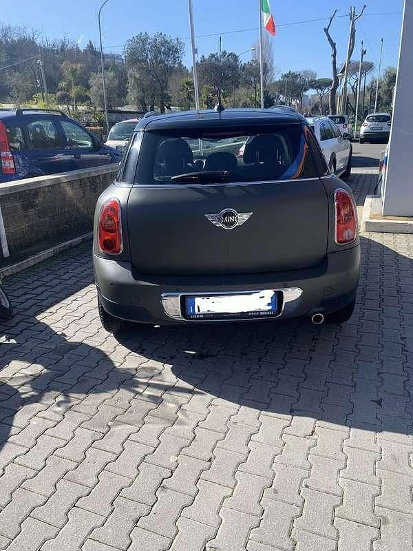 Usata Mini One D 90 CV (66 kW) 2015 Verde Utilitaria