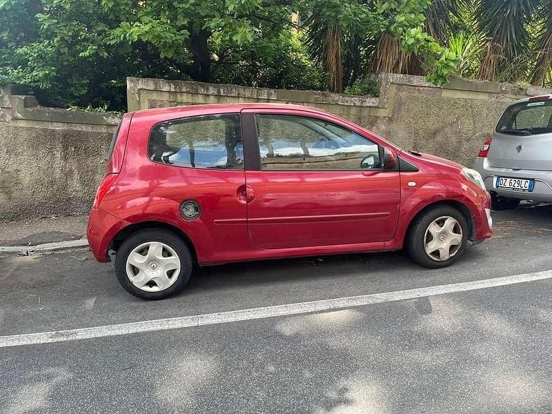 Usata Renault Twingo Dynamique 58 CV (42 kW) 2009 Rosso Utilitaria